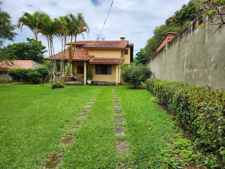 Foto 1 de Chácara com 3 quartos à venda, 1704m2 em Vila Velha, Cacapava - SP