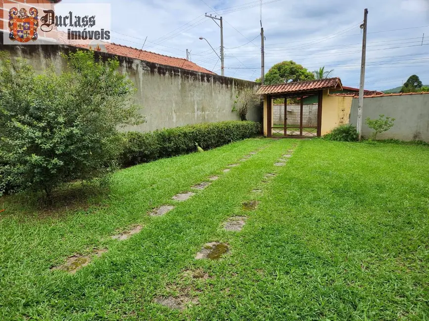 Chácara com 3 quartos à venda, 1704m2 em Vila Velha, Cacapava - SP - imagem 3 Foto 3 de Chácara com 3 quartos à venda, 1704m2 em Vila Velha, Cacapava - SP