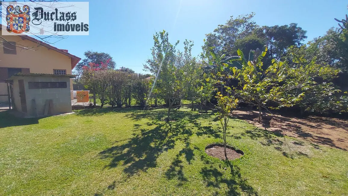 Foto 3 de Chácara com 3 quartos à venda, 219m2 em Vila Velha, Cacapava - SP