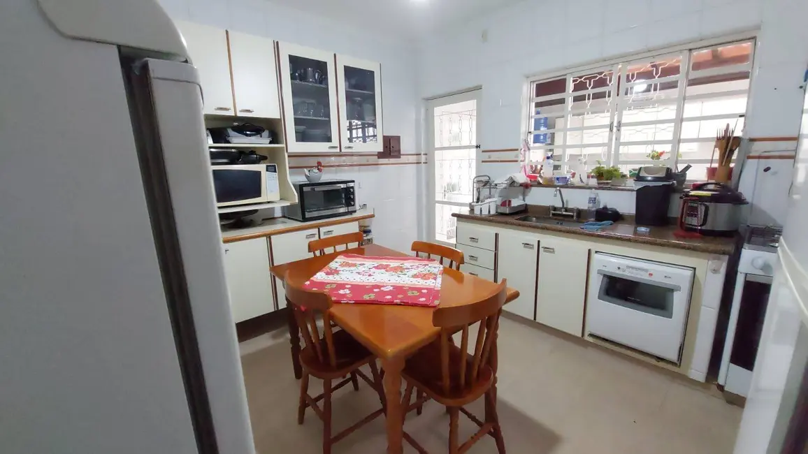 Foto 6 de Casa com 3 quartos à venda, 202m2 em Alvinópolis, Atibaia - SP