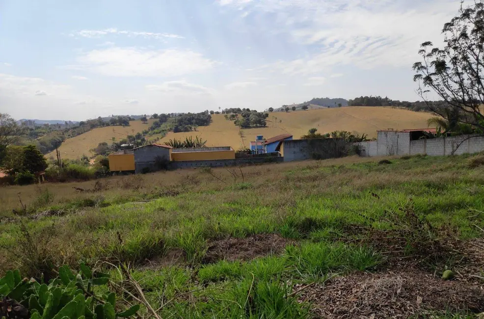 Foto 2 de Terreno / Lote à venda, 3000m2 em Tuiuti - SP