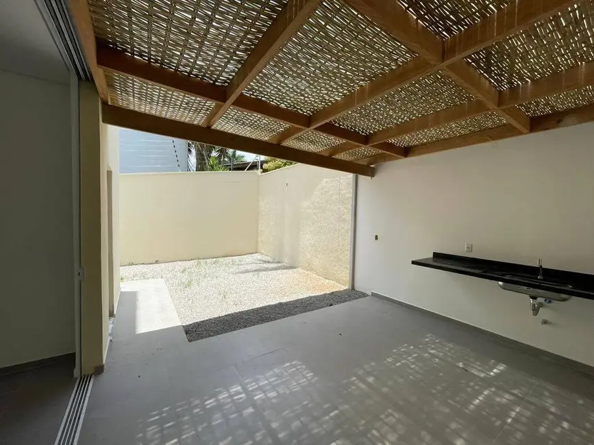 Foto 2 de Sobrado com 4 quartos à venda, 150m2 em Sao Sebastiao - SP