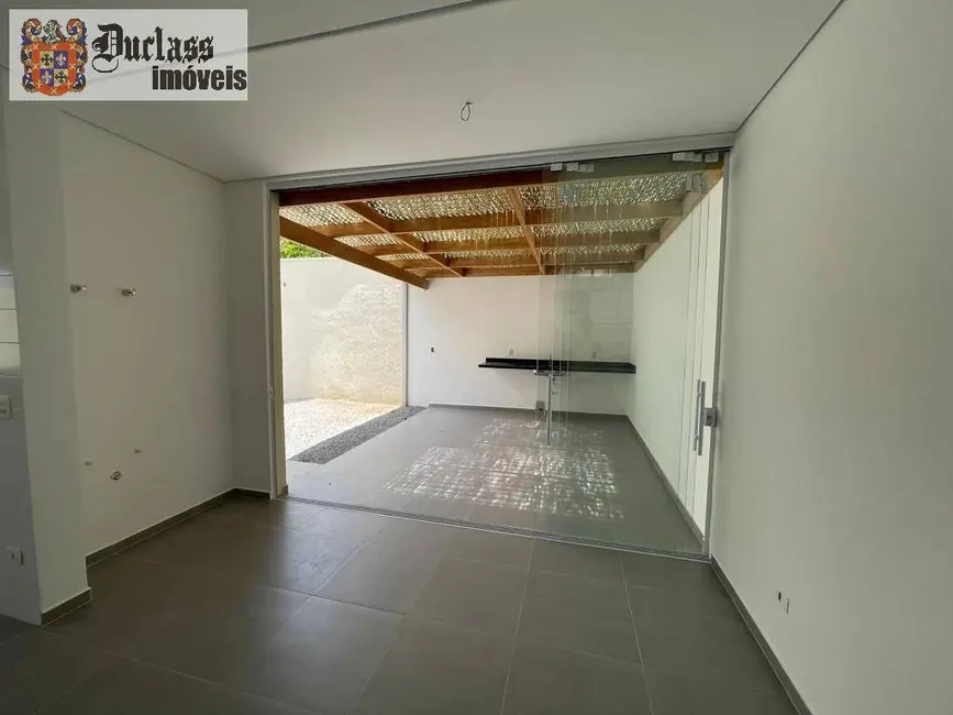 Foto 5 de Sobrado com 4 quartos à venda, 150m2 em Sao Sebastiao - SP