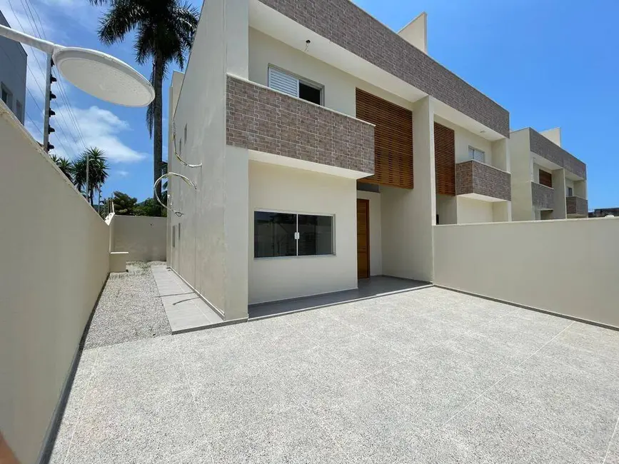 Foto 1 de Sobrado com 4 quartos à venda, 150m2 em Sao Sebastiao - SP