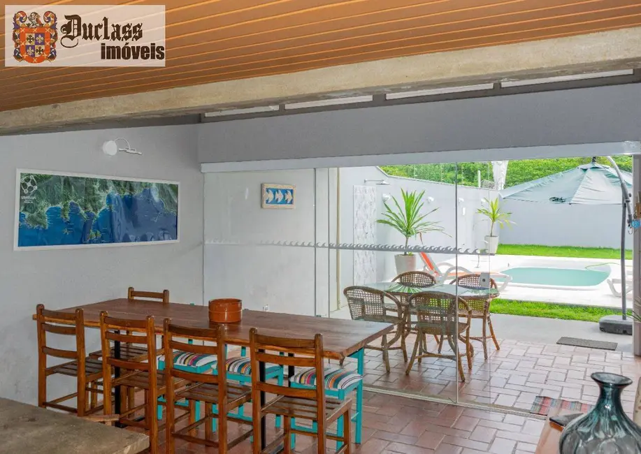 Foto 6 de Casa com 3 quartos à venda, 210m2 em Ubatuba - SP