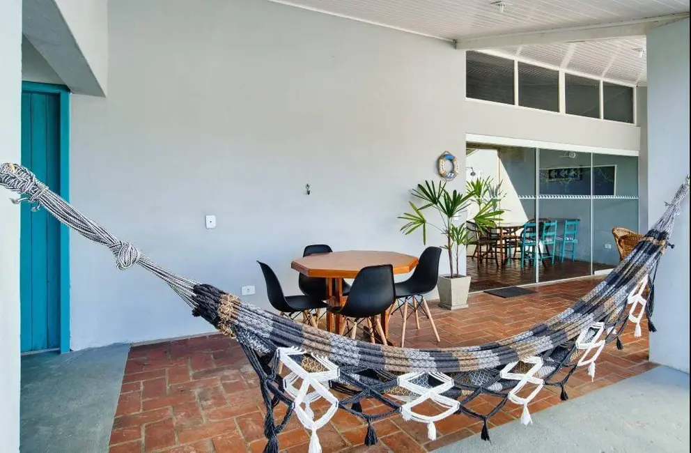 Foto 9 de Casa com 3 quartos à venda, 210m2 em Ubatuba - SP