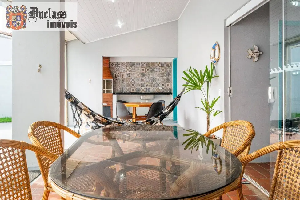 Foto 7 de Casa com 3 quartos à venda, 210m2 em Ubatuba - SP