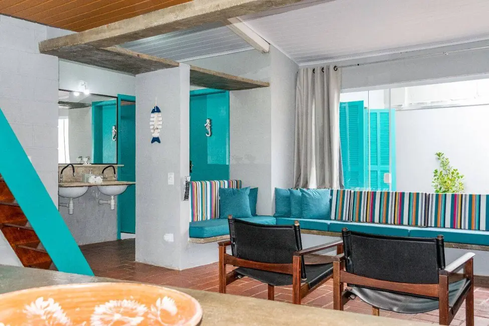 Foto 5 de Casa com 3 quartos à venda, 210m2 em Ubatuba - SP