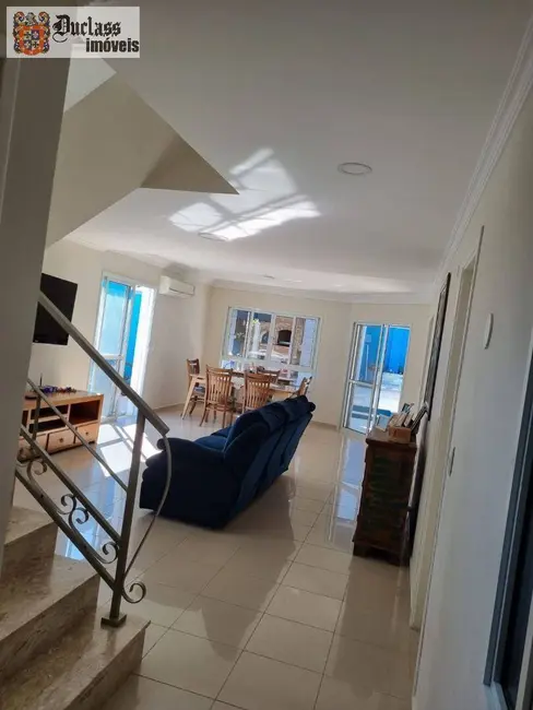 Sobrado com 3 quartos à venda, 253m2 em Jardim Morumbi, Indaiatuba - SP - imagem 9 Foto 9 de Sobrado com 3 quartos à venda, 253m2 em Jardim Morumbi, Indaiatuba - SP