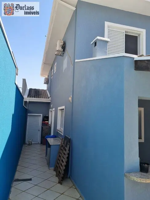 Sobrado com 3 quartos à venda, 253m2 em Jardim Morumbi, Indaiatuba - SP - imagem 4 Foto 4 de Sobrado com 3 quartos à venda, 253m2 em Jardim Morumbi, Indaiatuba - SP