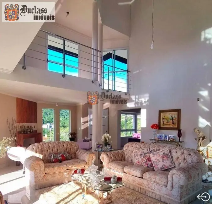 Sobrado com 3 quartos à venda, 326m2 em Condomínio Jardim das Palmeiras, Braganca Paulista - SP - imagem 4 Foto 4 de Sobrado com 3 quartos à venda, 326m2 em Condomínio Jardim das Palmeiras, Braganca Paulista - SP