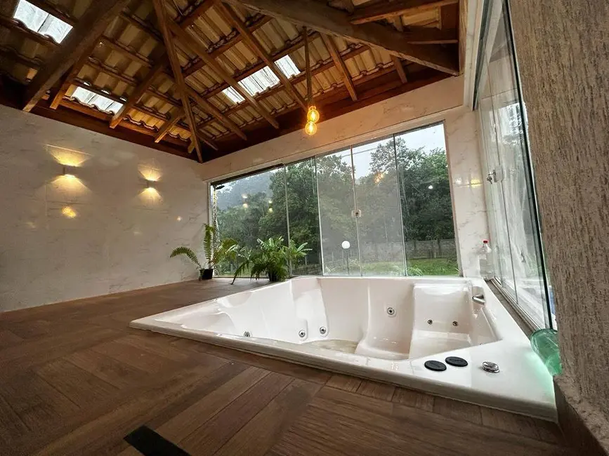 Foto 6 de Chácara com 4 quartos à venda, 300m2 em Peruibe - SP