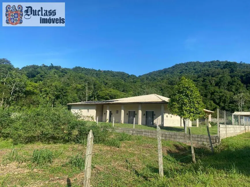 Foto 3 de Chácara com 4 quartos à venda, 300m2 em Peruibe - SP