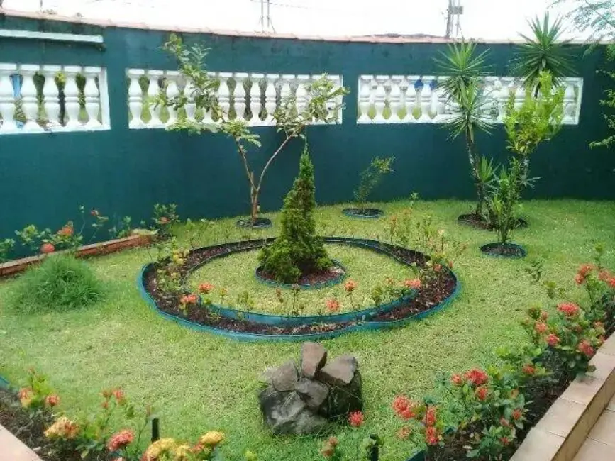 Foto 3 de Casa com 3 quartos à venda, 125m2 em Peruibe - SP