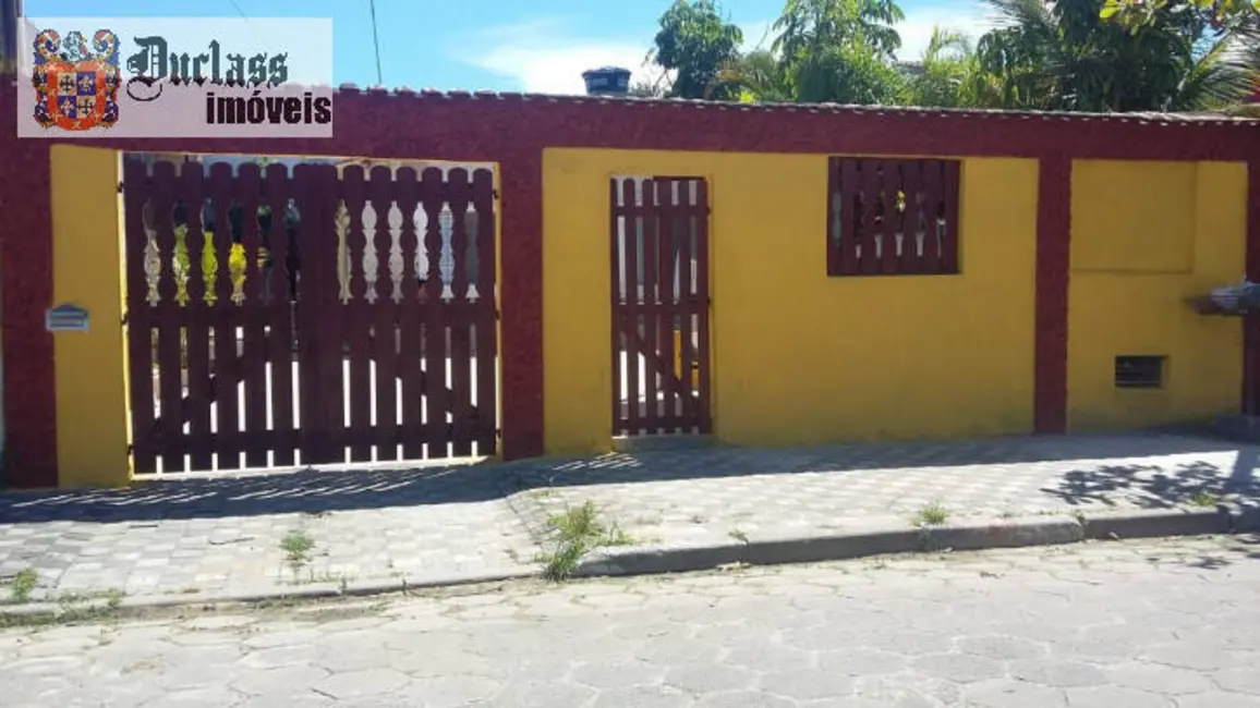 Foto 1 de Casa com 4 quartos à venda, 250m2 em Mongagua - SP