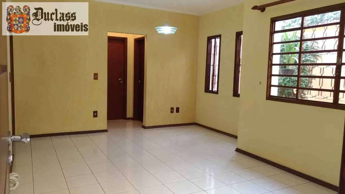 Casa com 2 quartos à venda, 147m2 em Jardim do Lago, Atibaia - SP - imagem 5 Foto 5 de Casa com 2 quartos à venda, 147m2 em Jardim do Lago, Atibaia - SP