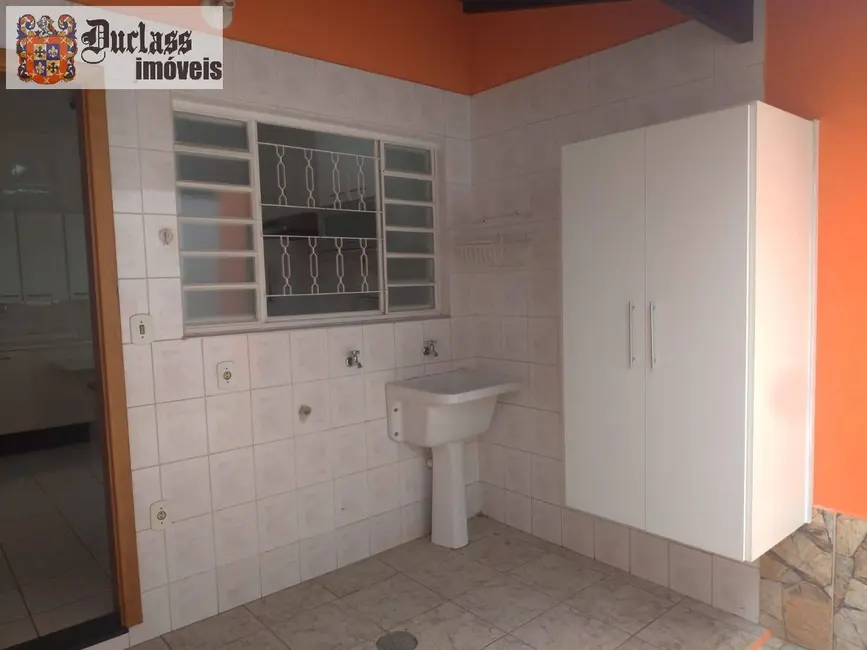 Casa com 2 quartos à venda, 147m2 em Jardim do Lago, Atibaia - SP - imagem 8 Foto 8 de Casa com 2 quartos à venda, 147m2 em Jardim do Lago, Atibaia - SP
