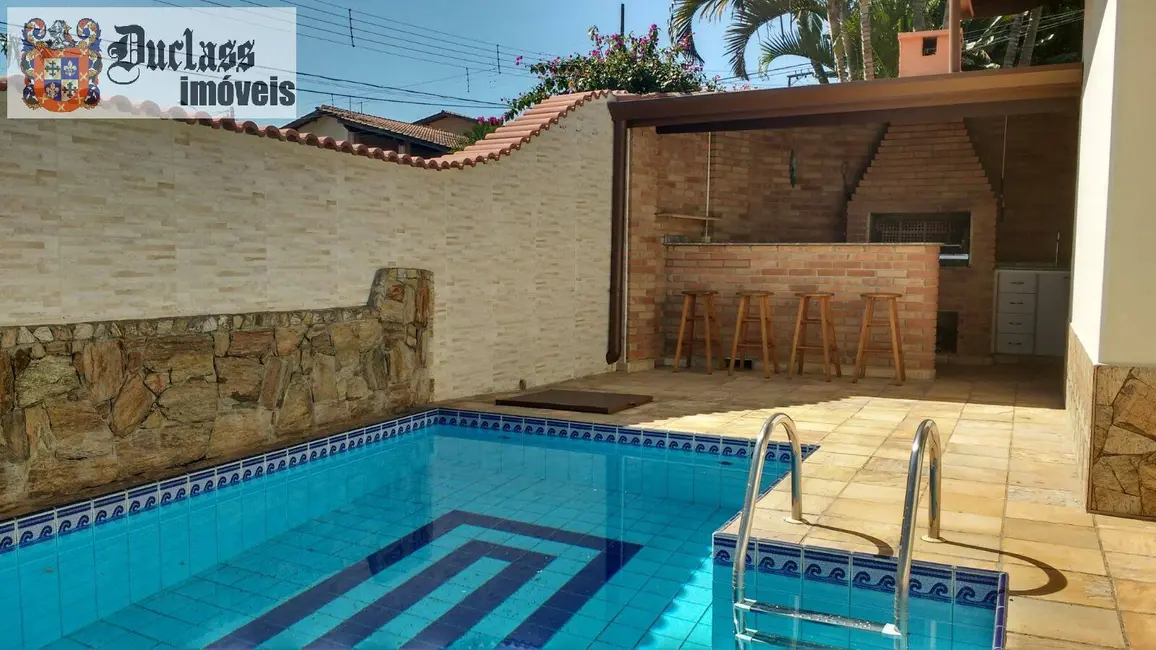 Casa com 2 quartos à venda, 147m2 em Jardim do Lago, Atibaia - SP - imagem 1 Foto 1 de Casa com 2 quartos à venda, 147m2 em Jardim do Lago, Atibaia - SP