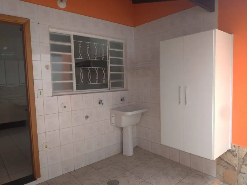 Foto 8 de Casa com 2 quartos à venda, 147m2 em Jardim do Lago, Atibaia - SP