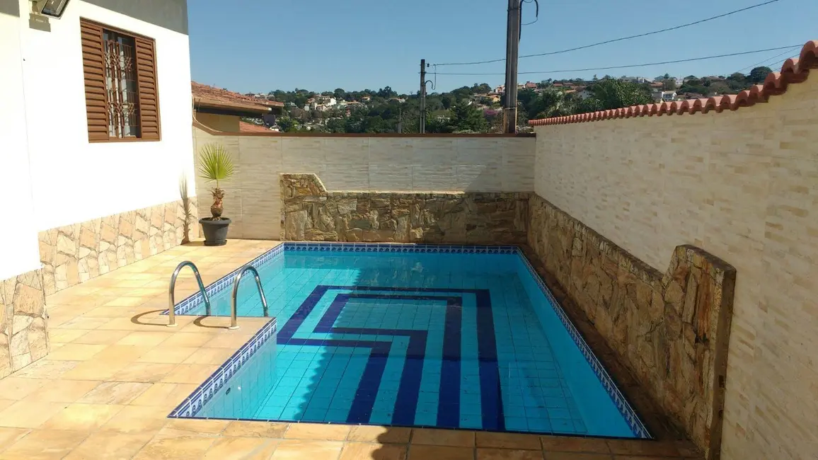 Foto 2 de Casa com 2 quartos à venda, 147m2 em Jardim do Lago, Atibaia - SP