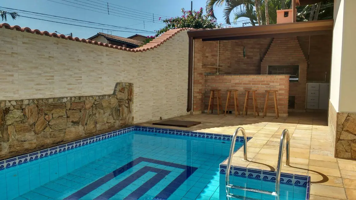 Foto 1 de Casa com 2 quartos à venda, 147m2 em Jardim do Lago, Atibaia - SP