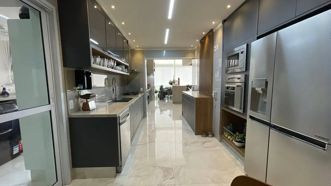 Foto 8 de Apartamento com 3 quartos à venda, 189m2 em Taquaral, Campinas - SP