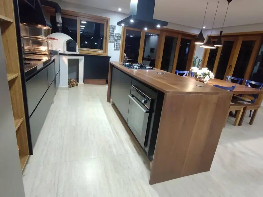 Foto 9 de Sobrado com 3 quartos à venda, 800m2 em Esmeralda Park (Caucaia do Alto), Cotia - SP