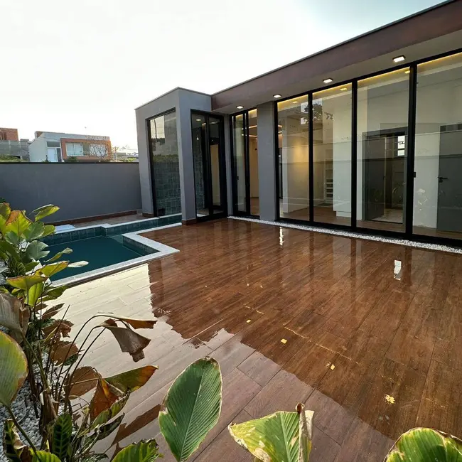 Foto 1 de Casa com 3 quartos à venda, 197m2 em Braganca Paulista - SP