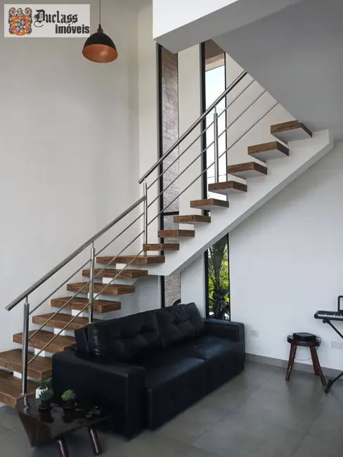 Sobrado com 4 quartos à venda, 360m2 em Ubatuba - SP - imagem 9 Foto 9 de Sobrado com 4 quartos à venda, 360m2 em Ubatuba - SP