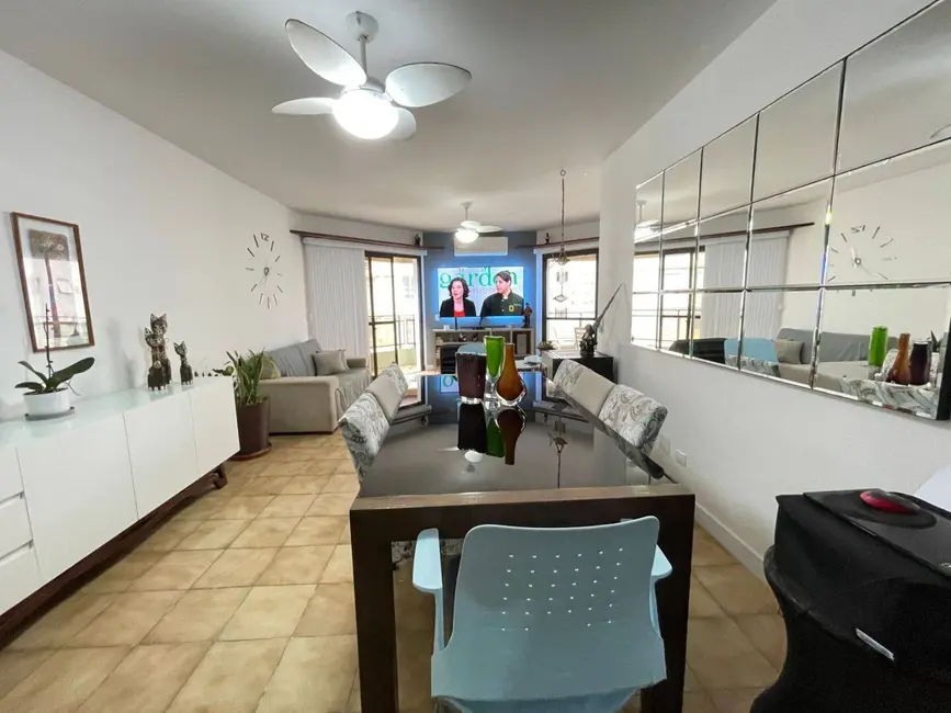 Foto 9 de Apartamento com 3 quartos à venda, 177m2 em Barra Funda, Guaruja - SP