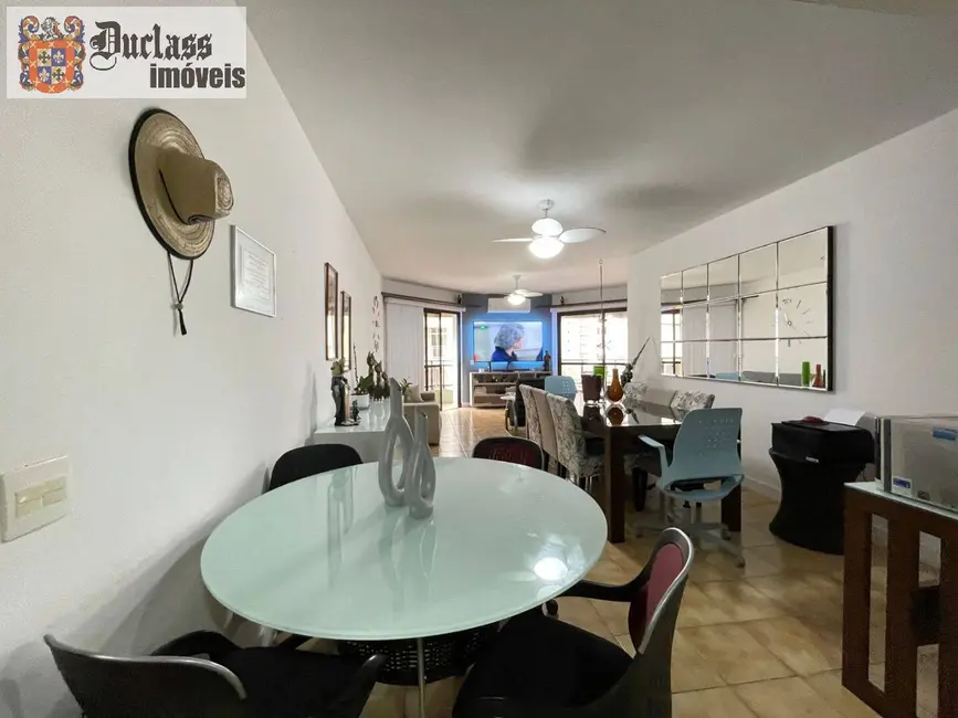 Apartamento com 3 quartos à venda, 177m2 em Barra Funda, Guaruja - SP - imagem 8 Foto 8 de Apartamento com 3 quartos à venda, 177m2 em Barra Funda, Guaruja - SP