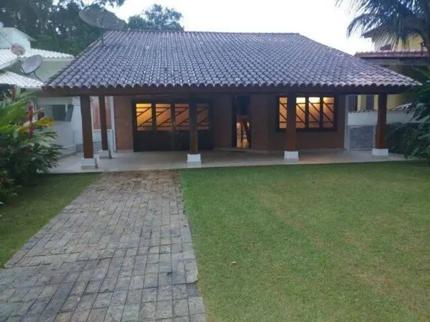 Foto 1 de Casa com 5 quartos à venda, 256m2 em Massaguaçu, Caraguatatuba - SP