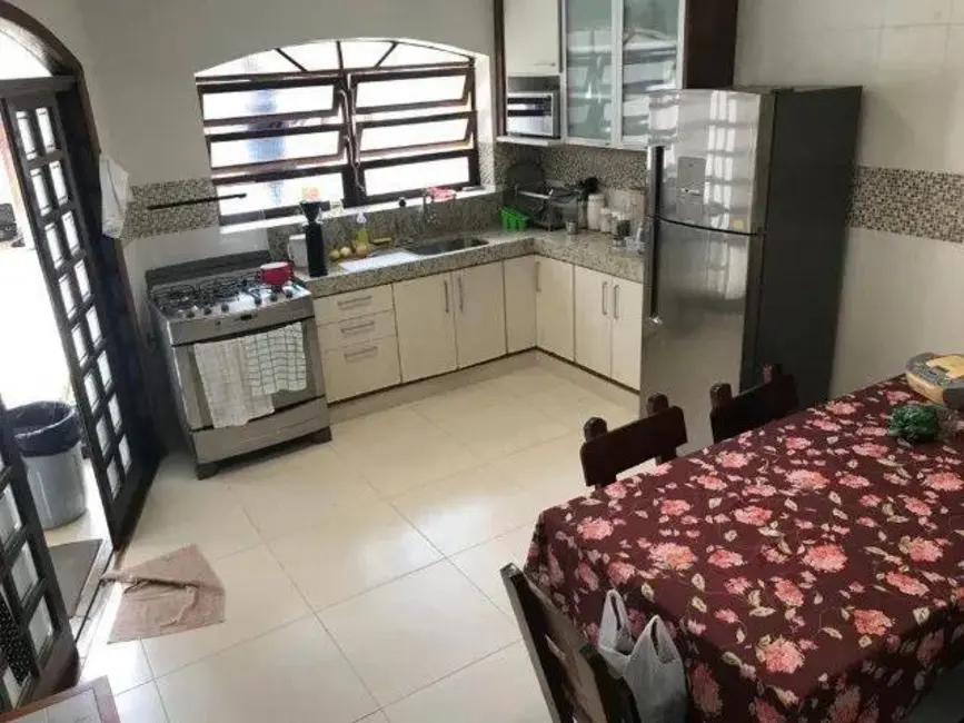 Foto 5 de Casa com 5 quartos à venda, 256m2 em Massaguaçu, Caraguatatuba - SP