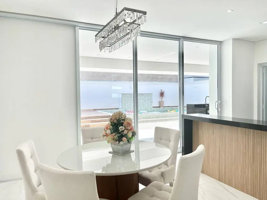 Foto 6 de Sobrado com 3 quartos à venda, 242m2 em Jardins Di Roma, Indaiatuba - SP