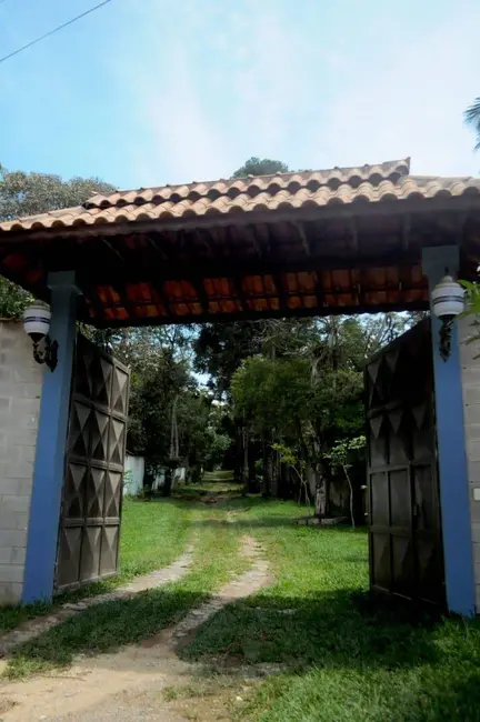 Chácara com 3 quartos à venda, 479m2 em Dos Finco, Sao Bernardo Do Campo - SP - imagem 3 Foto 3 de Chácara com 3 quartos à venda, 479m2 em Dos Finco, Sao Bernardo Do Campo - SP