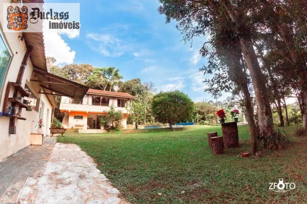 Chácara com 3 quartos à venda, 479m2 em Dos Finco, Sao Bernardo Do Campo - SP - imagem 1 Foto 1 de Chácara com 3 quartos à venda, 479m2 em Dos Finco, Sao Bernardo Do Campo - SP