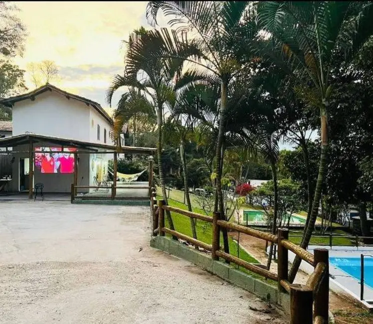 Foto 9 de Chácara com 3 quartos à venda, 250m2 em Atibaia - SP