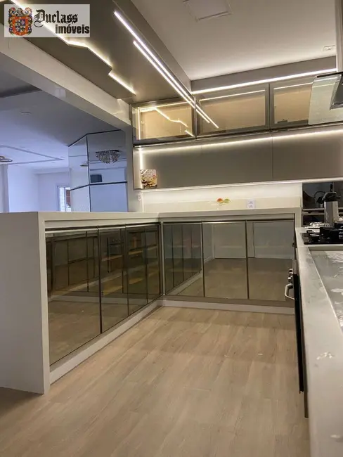 Foto 3 de Apartamento com 4 quartos à venda, 233m2 em Praia Grande - SP