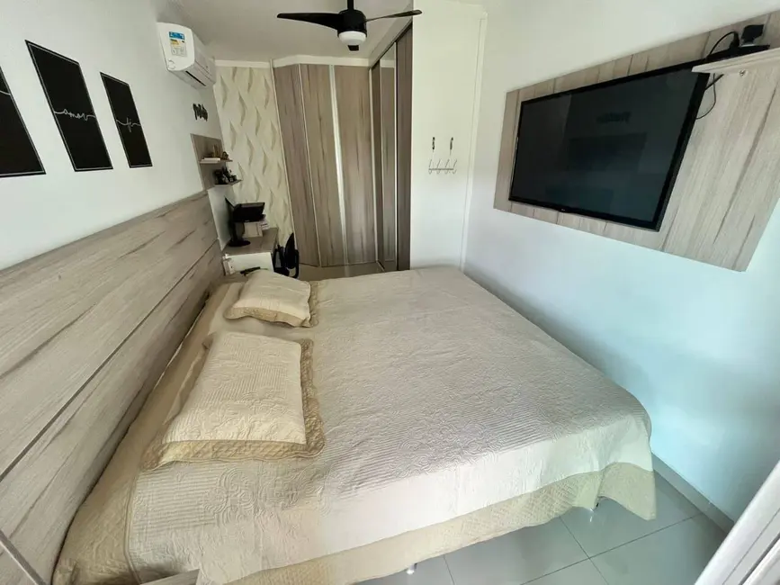 Foto 3 de Apartamento com 2 quartos à venda, 90m2 em Tupi, Praia Grande - SP