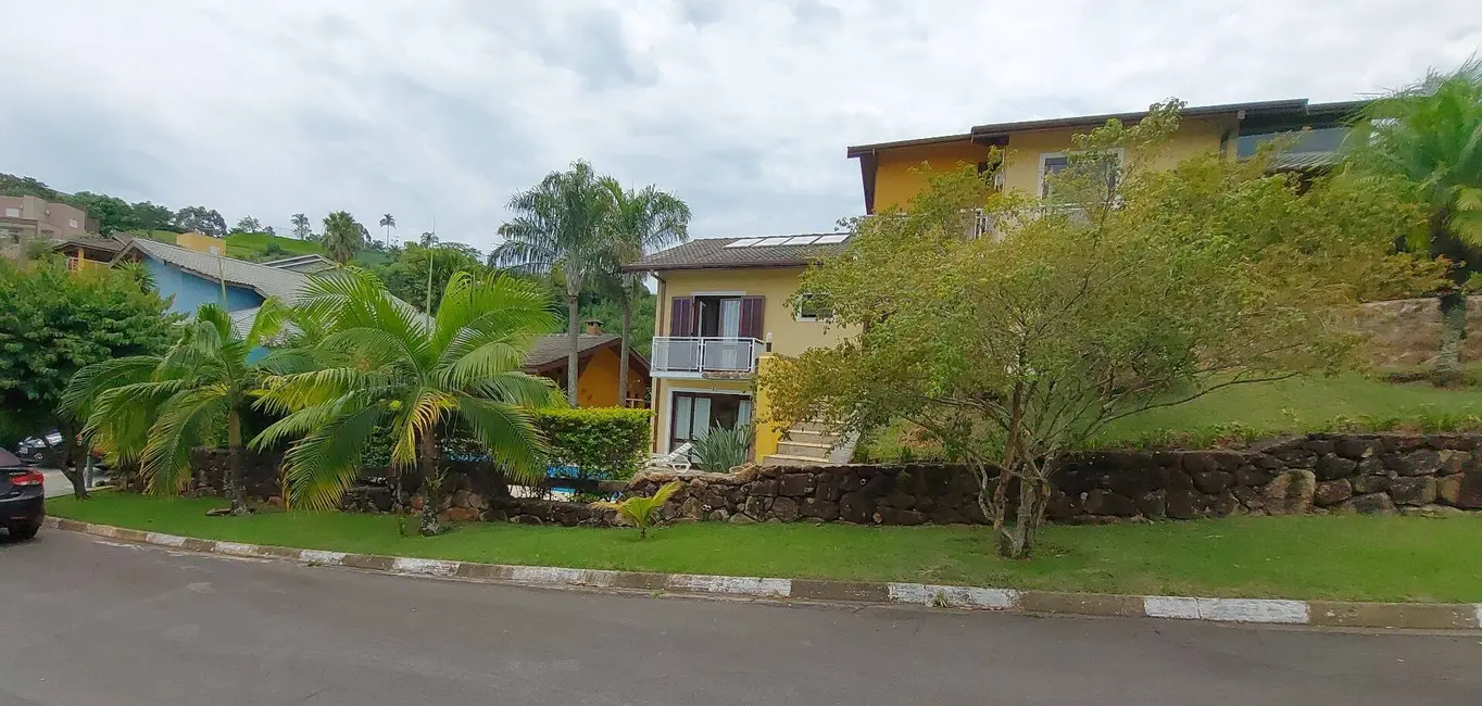 Foto 8 de Sobrado com 5 quartos à venda, 326m2 em Atibaia - SP