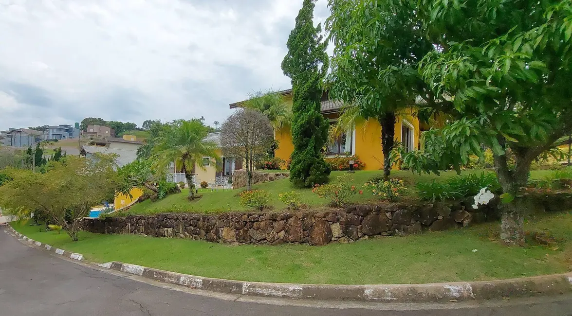 Foto 4 de Sobrado com 5 quartos à venda, 326m2 em Atibaia - SP