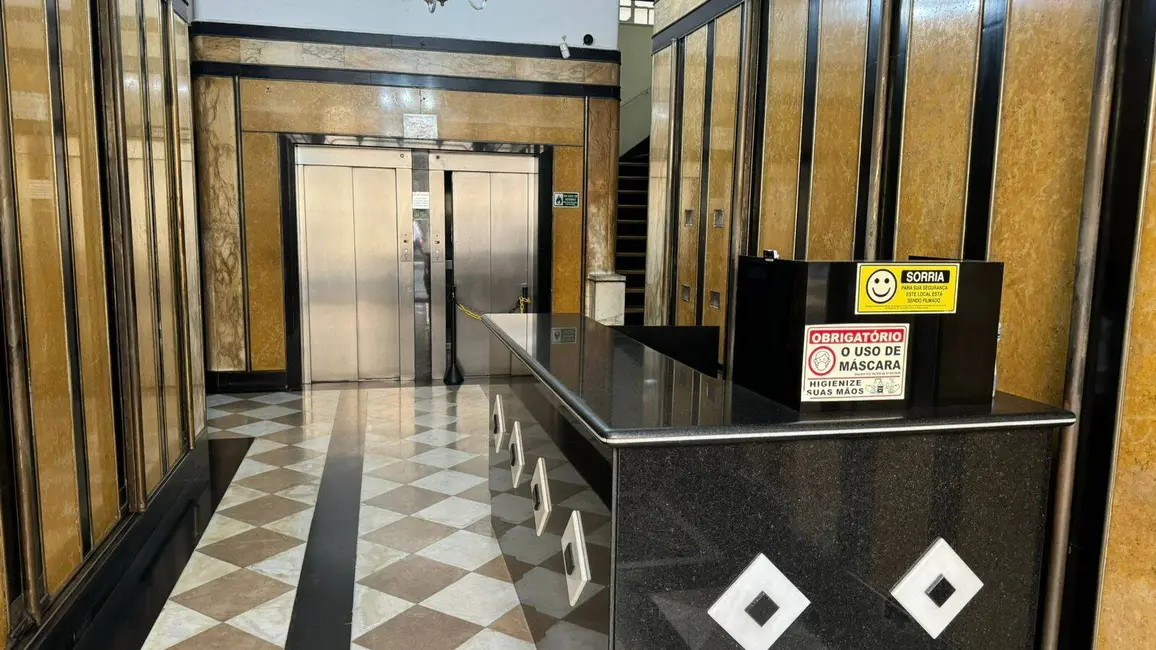 Sala Comercial à venda, 77m2 em Sé, São Paulo - SP - imagem 1 Foto 1 de Sala Comercial à venda, 77m2 em Sé, São Paulo - SP