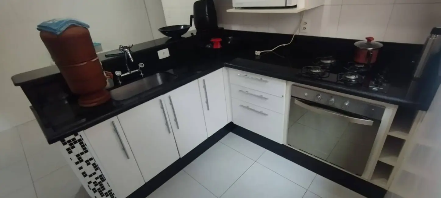 Foto 8 de Sobrado com 4 quartos à venda, 132m2 em Centro, Taubate - SP