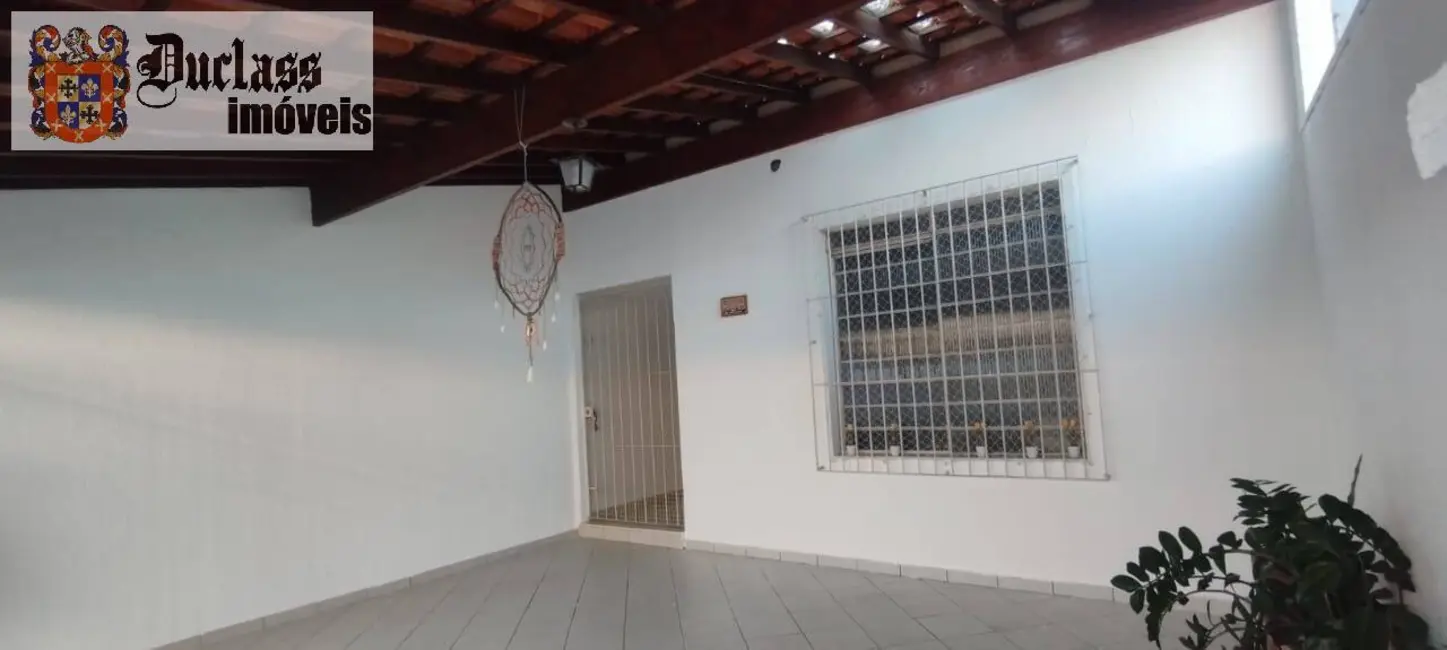 Sobrado com 4 quartos à venda, 132m2 em Centro, Taubate - SP - imagem 1 Foto 1 de Sobrado com 4 quartos à venda, 132m2 em Centro, Taubate - SP