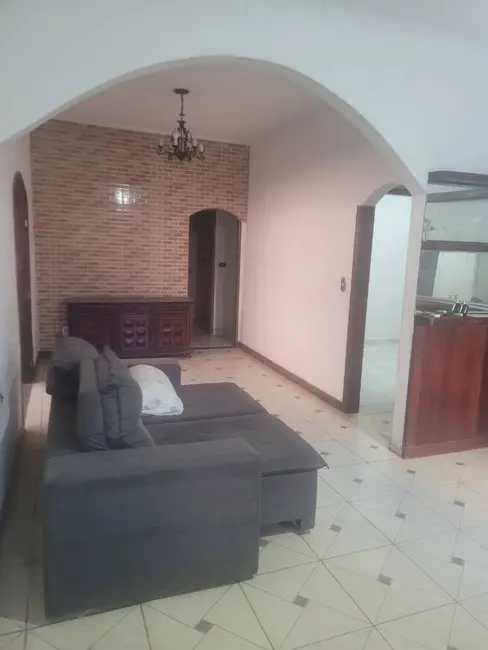 Casa com 3 quartos à venda, 200m2 em Aviação, Praia Grande - SP - imagem 6 Foto 6 de Casa com 3 quartos à venda, 200m2 em Aviação, Praia Grande - SP