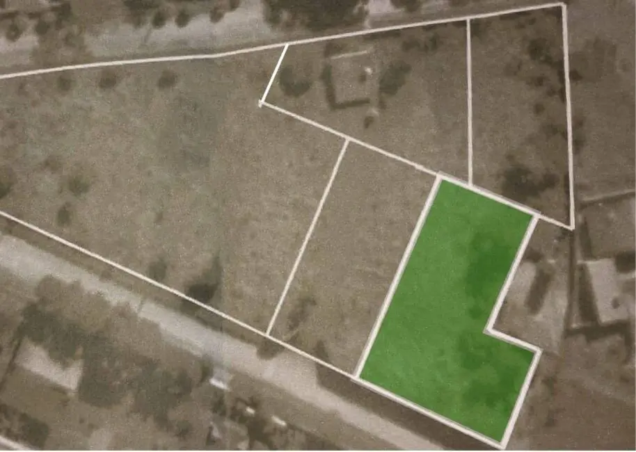 Foto 4 de Terreno / Lote à venda, 1075m2 em Piracaia - SP