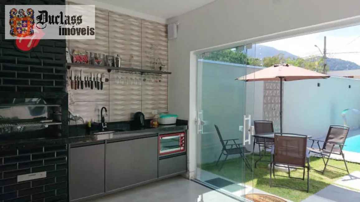 Foto 3 de Casa com 3 quartos à venda, 107m2 em Massaguaçu, Caraguatatuba - SP