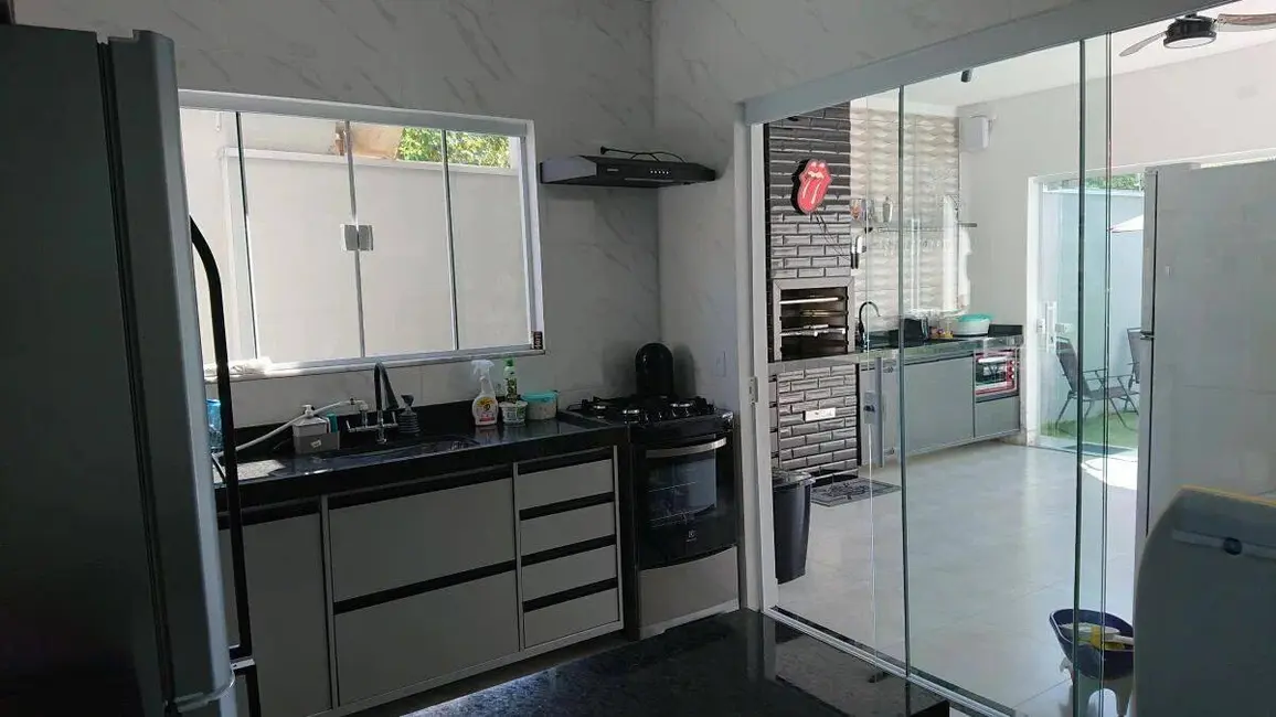 Foto 9 de Casa com 3 quartos à venda, 107m2 em Massaguaçu, Caraguatatuba - SP