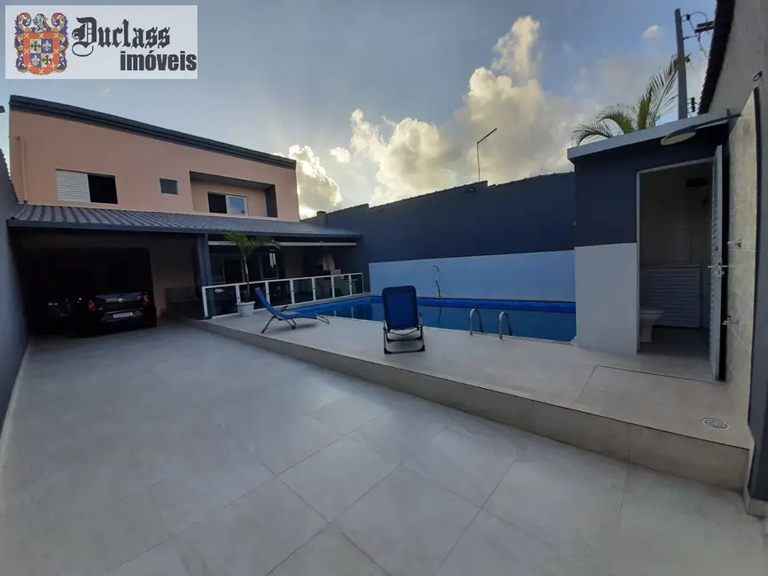 Sobrado com 5 quartos à venda, 340m2 em Itanhaem - SP - imagem 5 Foto 5 de Sobrado com 5 quartos à venda, 340m2 em Itanhaem - SP