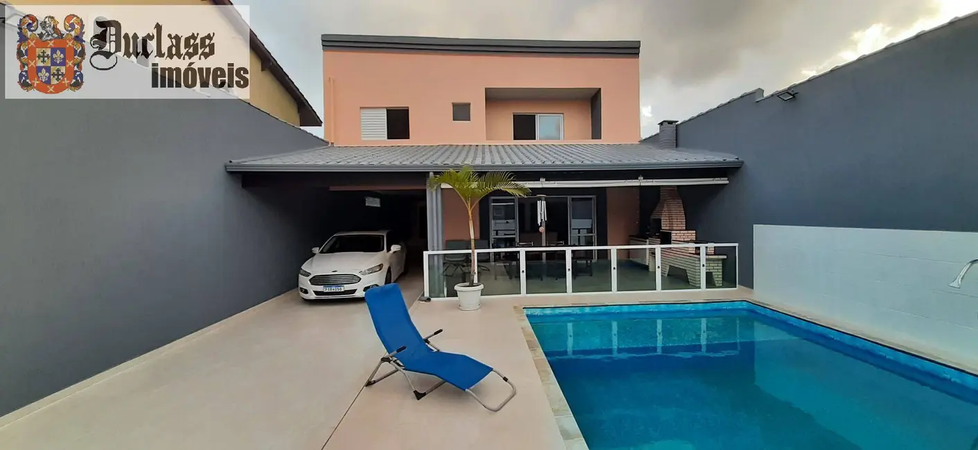 Sobrado com 5 quartos à venda, 340m2 em Itanhaem - SP - imagem 4 Foto 4 de Sobrado com 5 quartos à venda, 340m2 em Itanhaem - SP